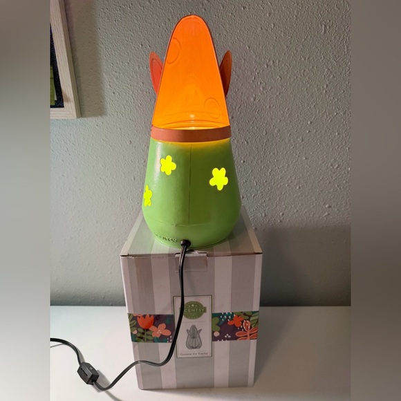 Scentsy Easter Gnome - Picture 3 of 5